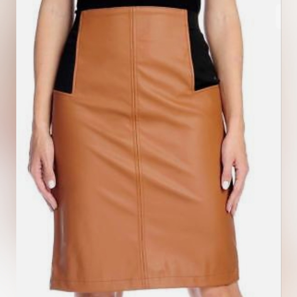 New Pamela McCoy Faux Leather Knee-Length Skirt with Knit Side Panels Back Zip